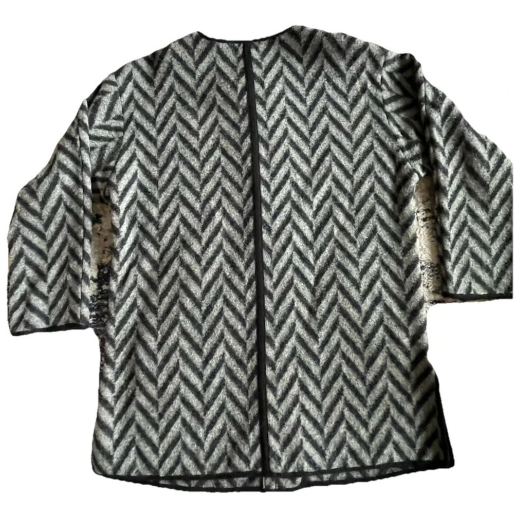 Talbots Women's Herringbone Wool Coat Full Zip Snap Front Medium NWT - Picture 2 of 11